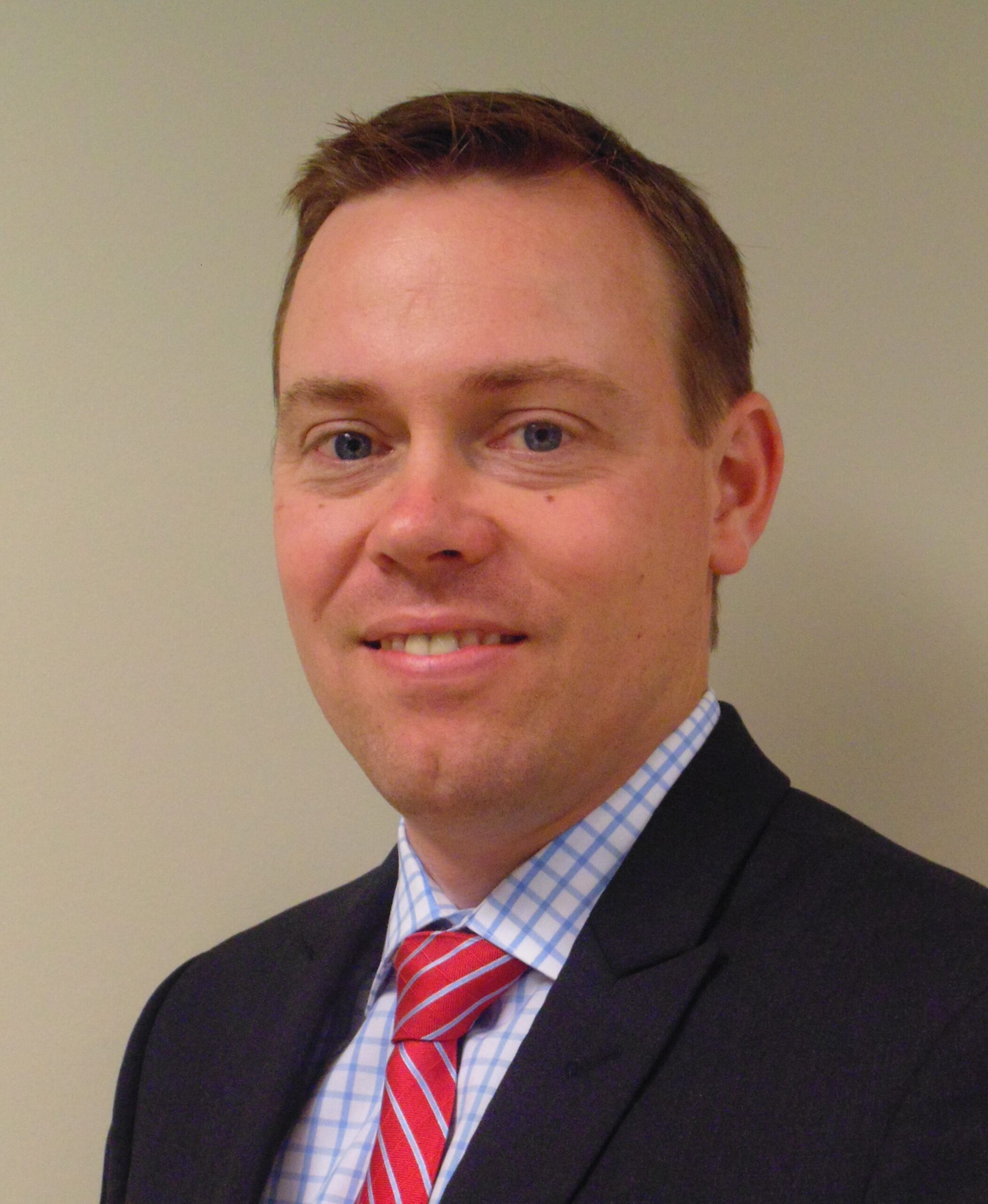 Bio pic for LinkedIn (1)